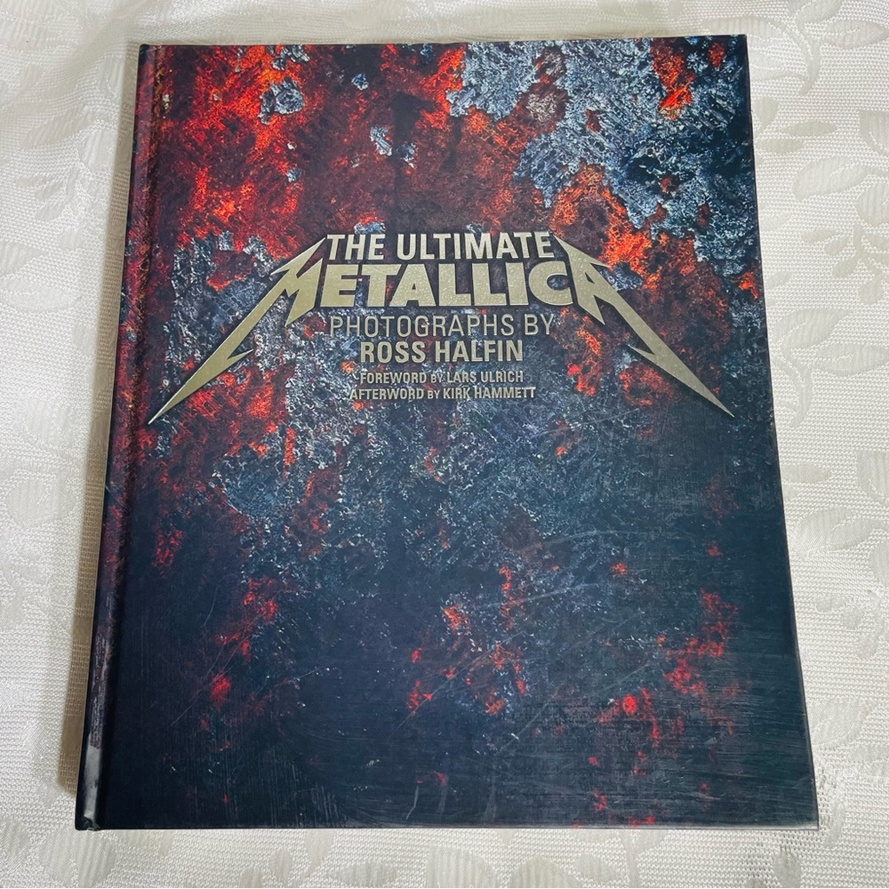 The Ultimate Metallica plus 2008 concert collectible hardcover book